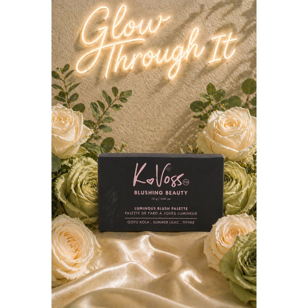 K VOSS Blushing Beauty Luminous Blush Palette Cora Rosy Peaches 0.42 oz NEW